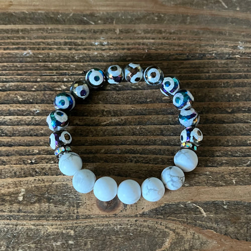 Polka Dotted Agate and Howlite Bracelet