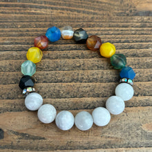 Load image into Gallery viewer, Agate and Moonstone Bracelet